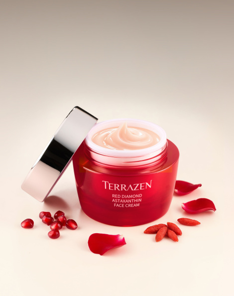 Антиоксидантний крем з астаксантином Terrazen Red Diamond Astaxanthin face cream, 50 мл