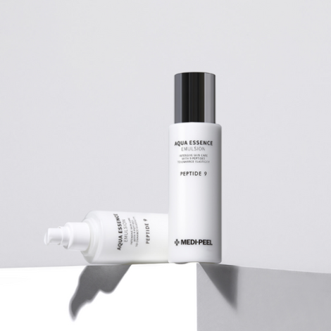 Увлажняющая эмульсия с пептидами MEDI-PEEL Peptide9 Aqua Essence Emulsion, 250 мл