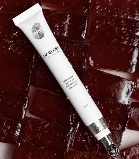 Блиск для губ з ментолом UNICO LIP GLOSS with menthol AMOUR, 12 мл