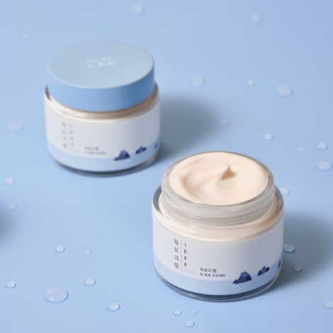Легкий увлажняющий крем с морской водой ROUND LAB 1025 Dokdo Light Cream, 80 мл