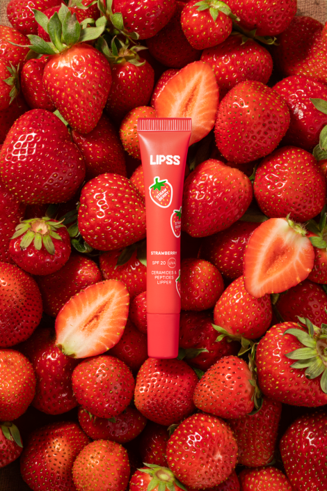 Полуничний ліппер для губ SPF 20 LIPSS Strawberry Lipper, 10 мл