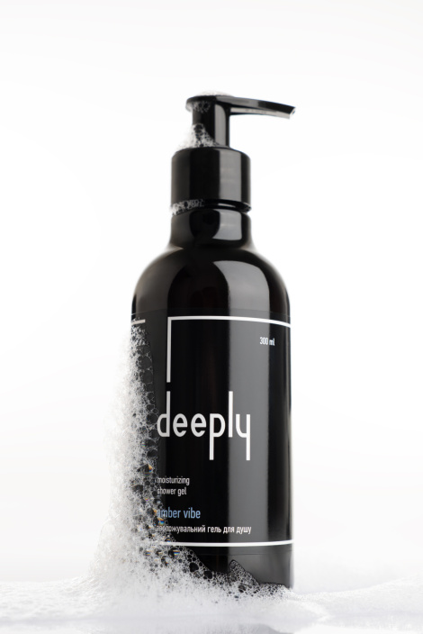 Зволожуючий гель для душу deeply Amber Vibe Moisturizing Shower Gel, 300 мл