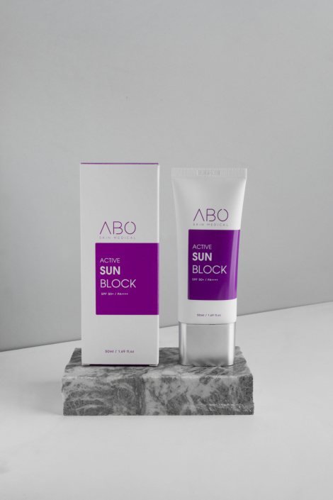 Сонцезахисний крем для чутливої та проблемної шкіри ABO Active Sun Block, 50 мл