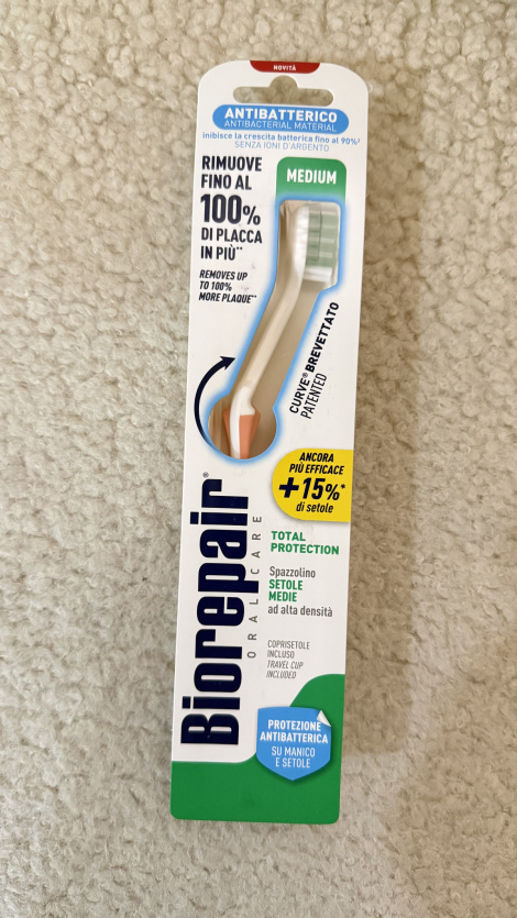 Зубна щітка для щоденного догляду «Досконала чистка» Biorepair Medium (помаранчевий)
