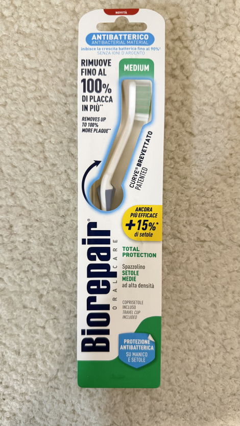 Зубная щетка для ежедневного ухода «Совершенная чистка» Biorepair Medium (голубая)