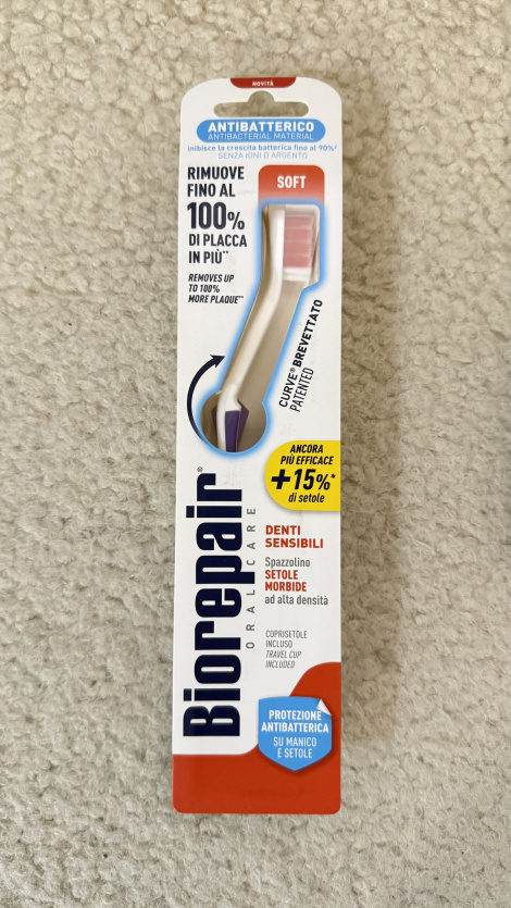 Зубна щітка «Досконала чистка» для чутливих зубів Biorepair Soft (фіолетовий)