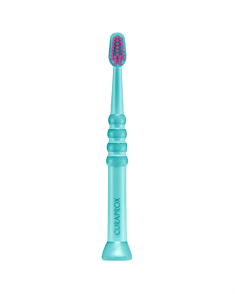 Зубная детская щетка с гуммированной ручкой Curaprox CS BABY (0-4 лет/ зеленый-розовый)