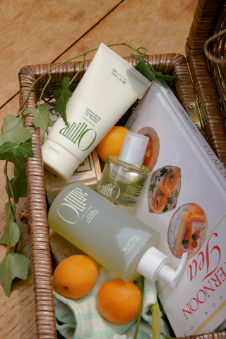 Відновлюючий шампунь для дуже пошкодженого волосся ANILLO Patchouli Garden Damage Repair Shampoo, 300 мл